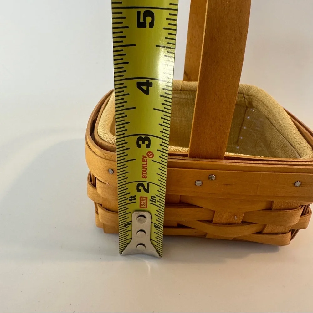 VTG Longaberger 2002 Tarragon Lined Small Square 5” Berry Basket Light Yellow‎